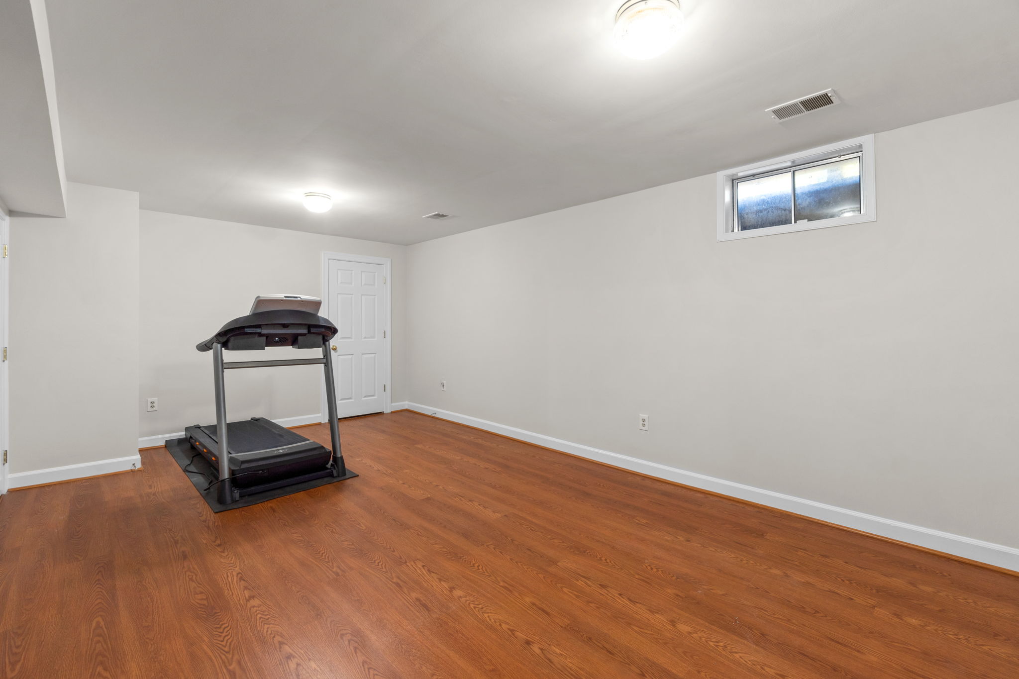 54. Recreation room-Gym