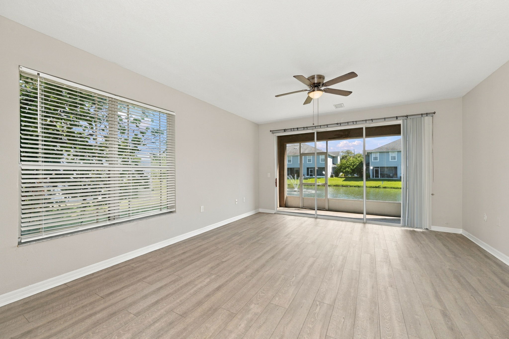 003_Living Room 2