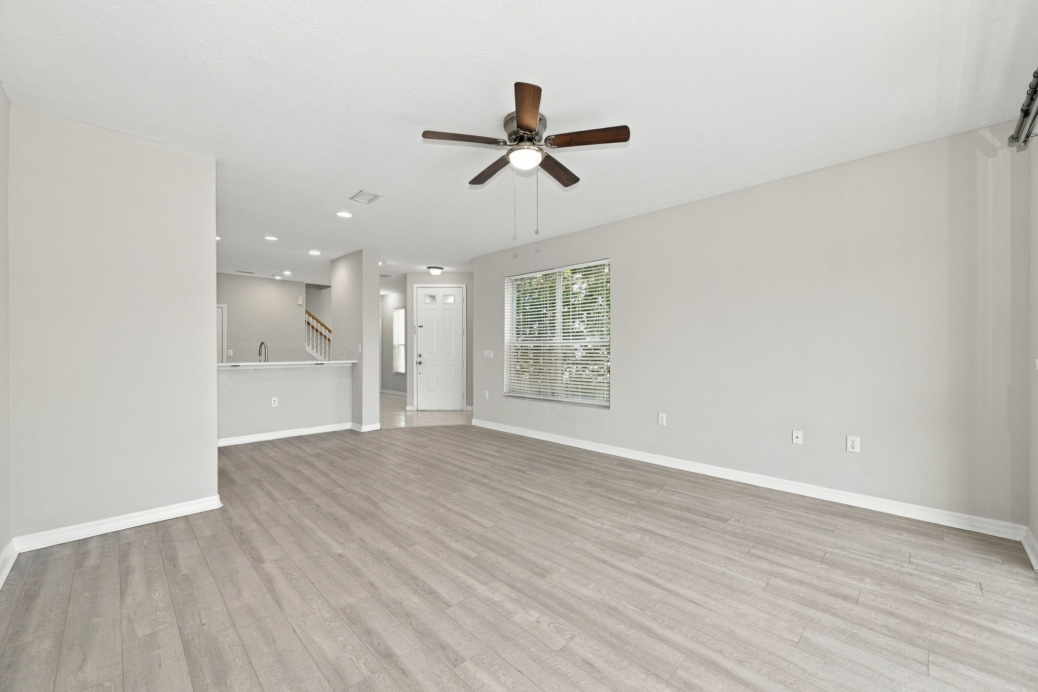 006_Living Room 5