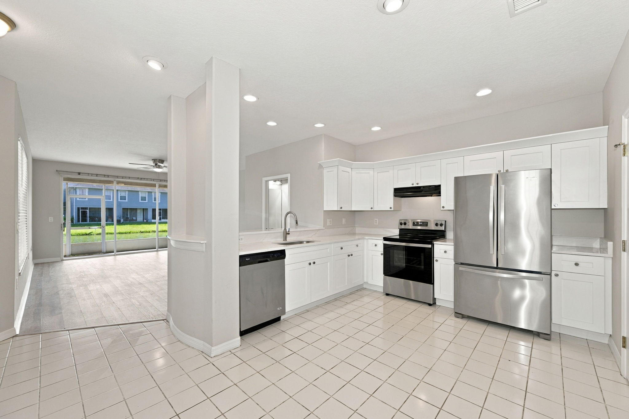 017_Kitchen 1
