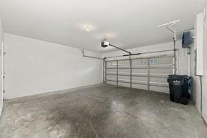 024_Garage 1