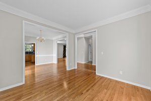 Crown molding detail