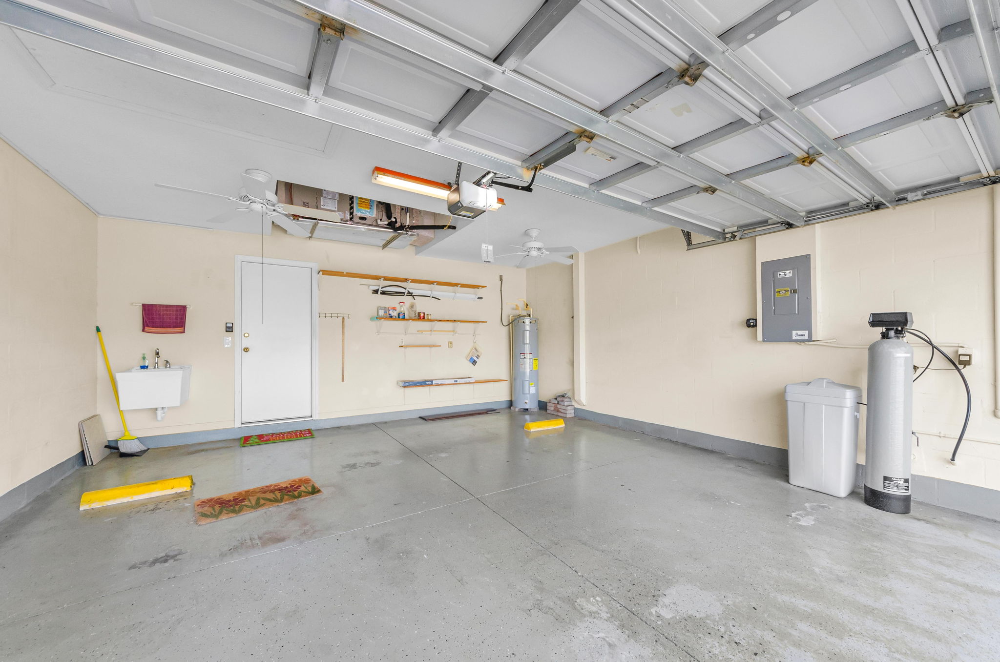 Garage 1