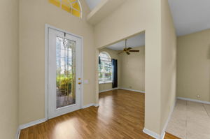 Foyer 1