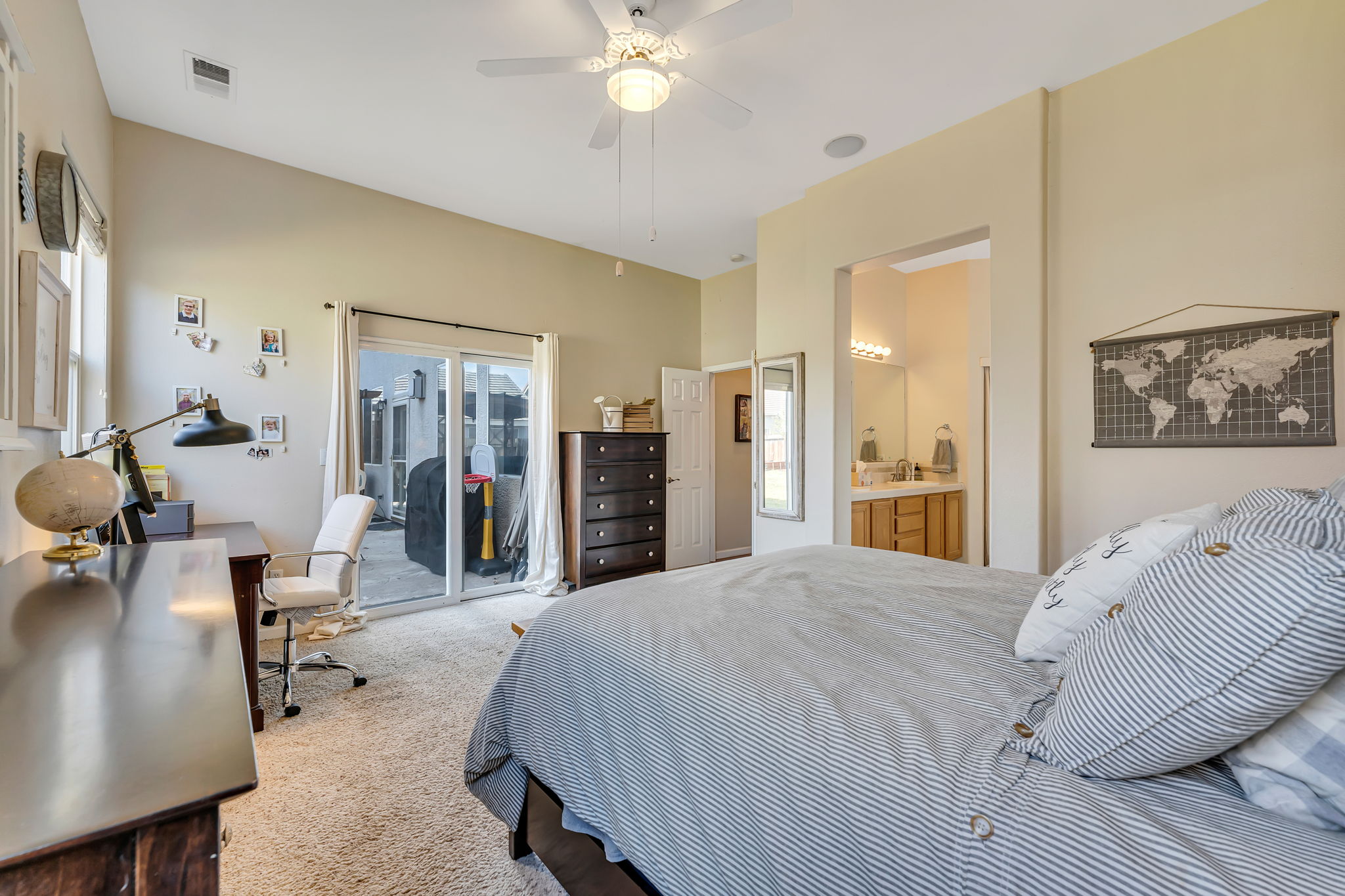 10319 Gold Rush Ct, Reno, NV 89521, USA Photo 17