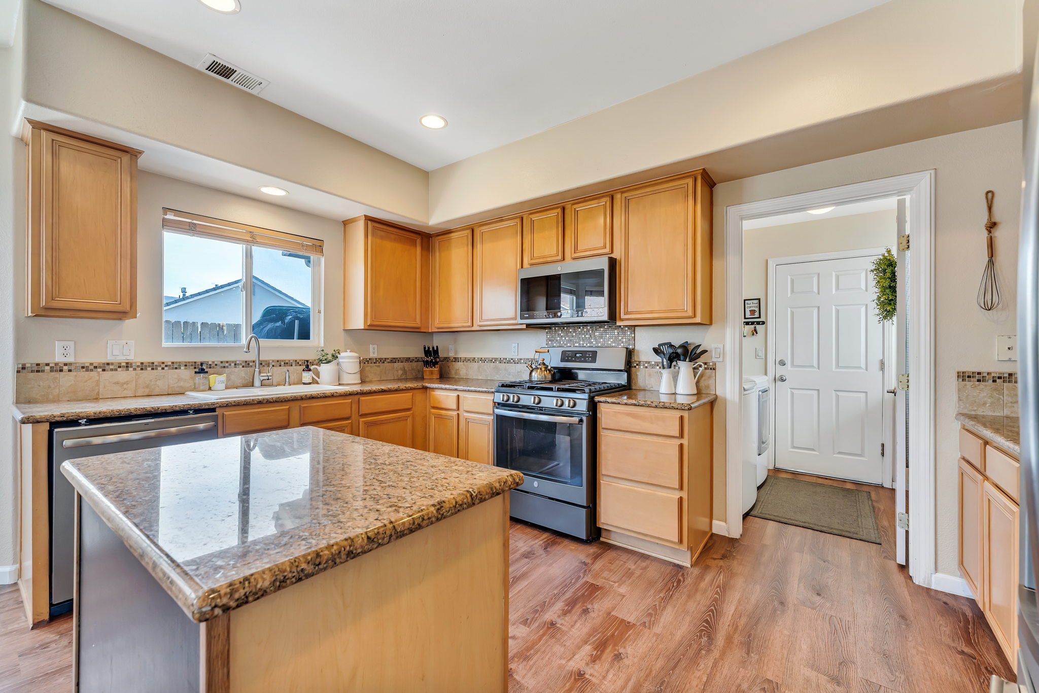 10319 Gold Rush Ct, Reno, NV 89521, USA Photo 11