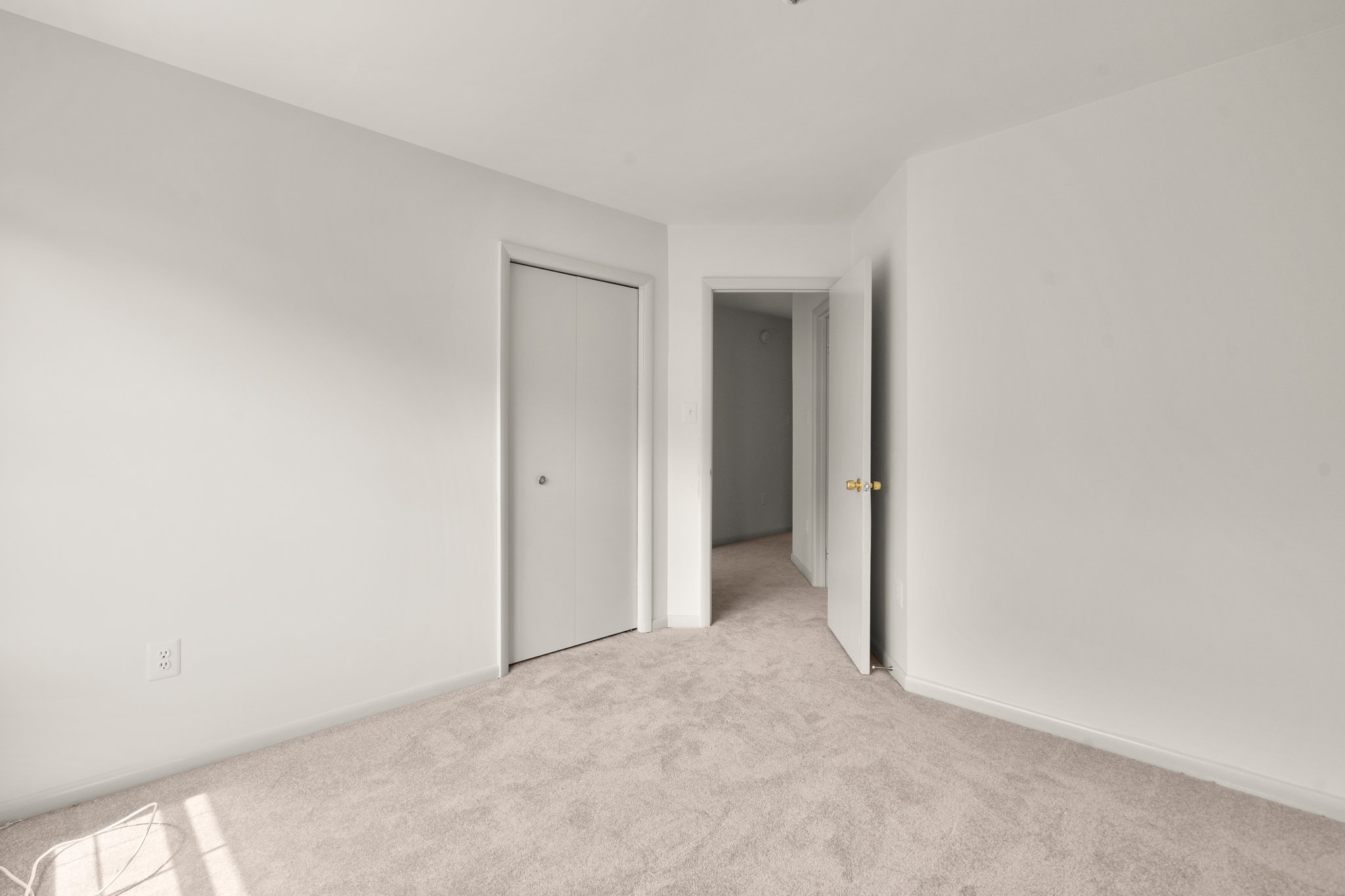 31. Upper bedroom.jpg