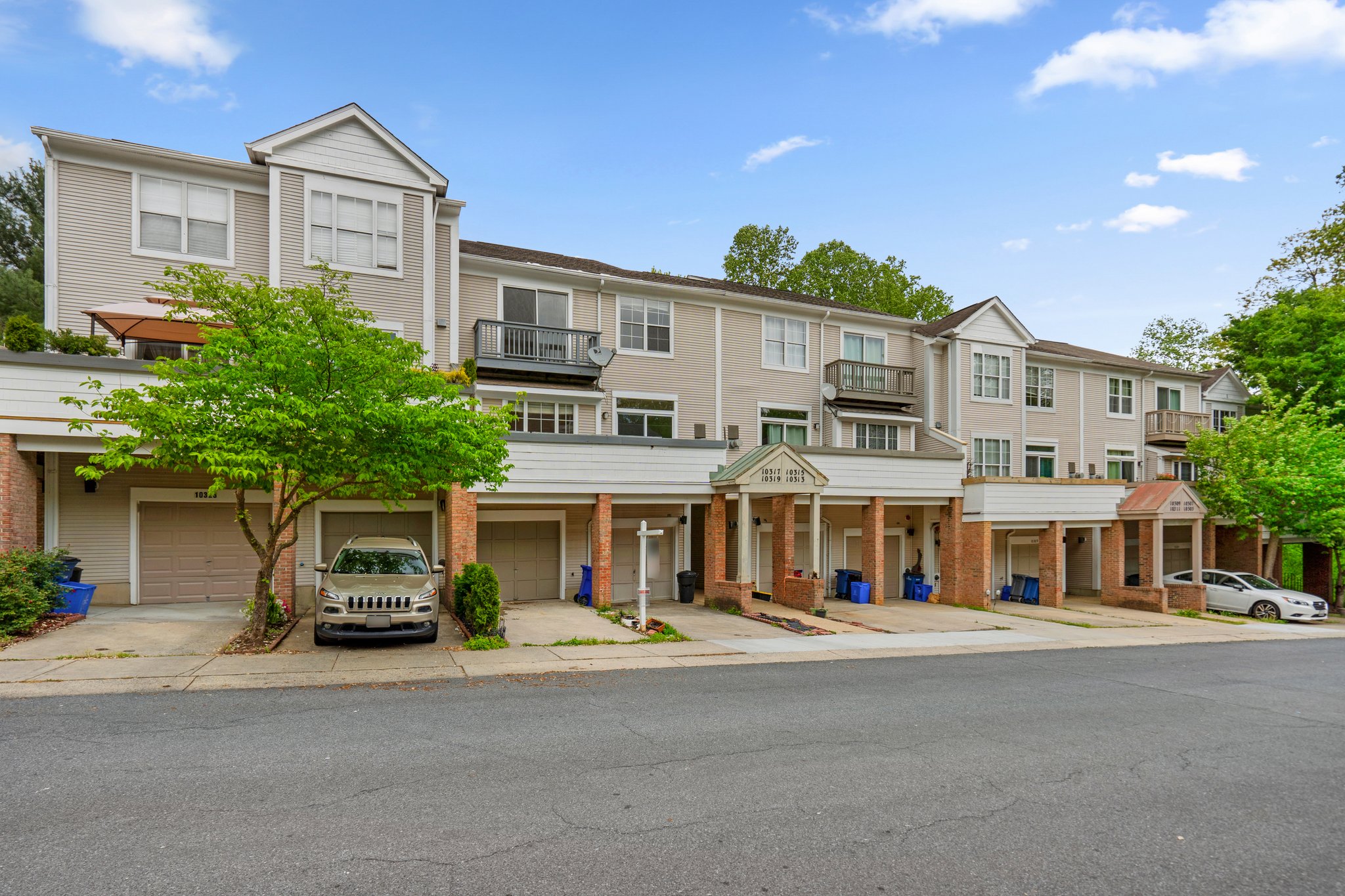 03. Front exterior.jpg