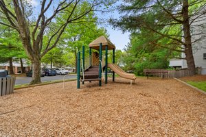 43. Back exterior.jpg