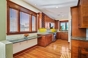 1032 21st Street-31
