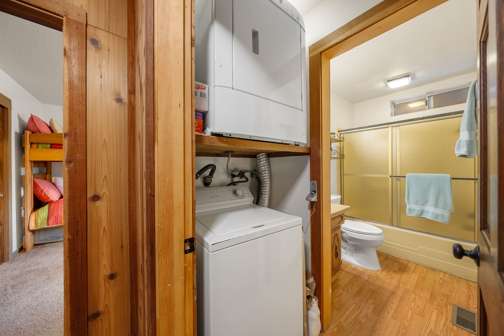  Photo 27