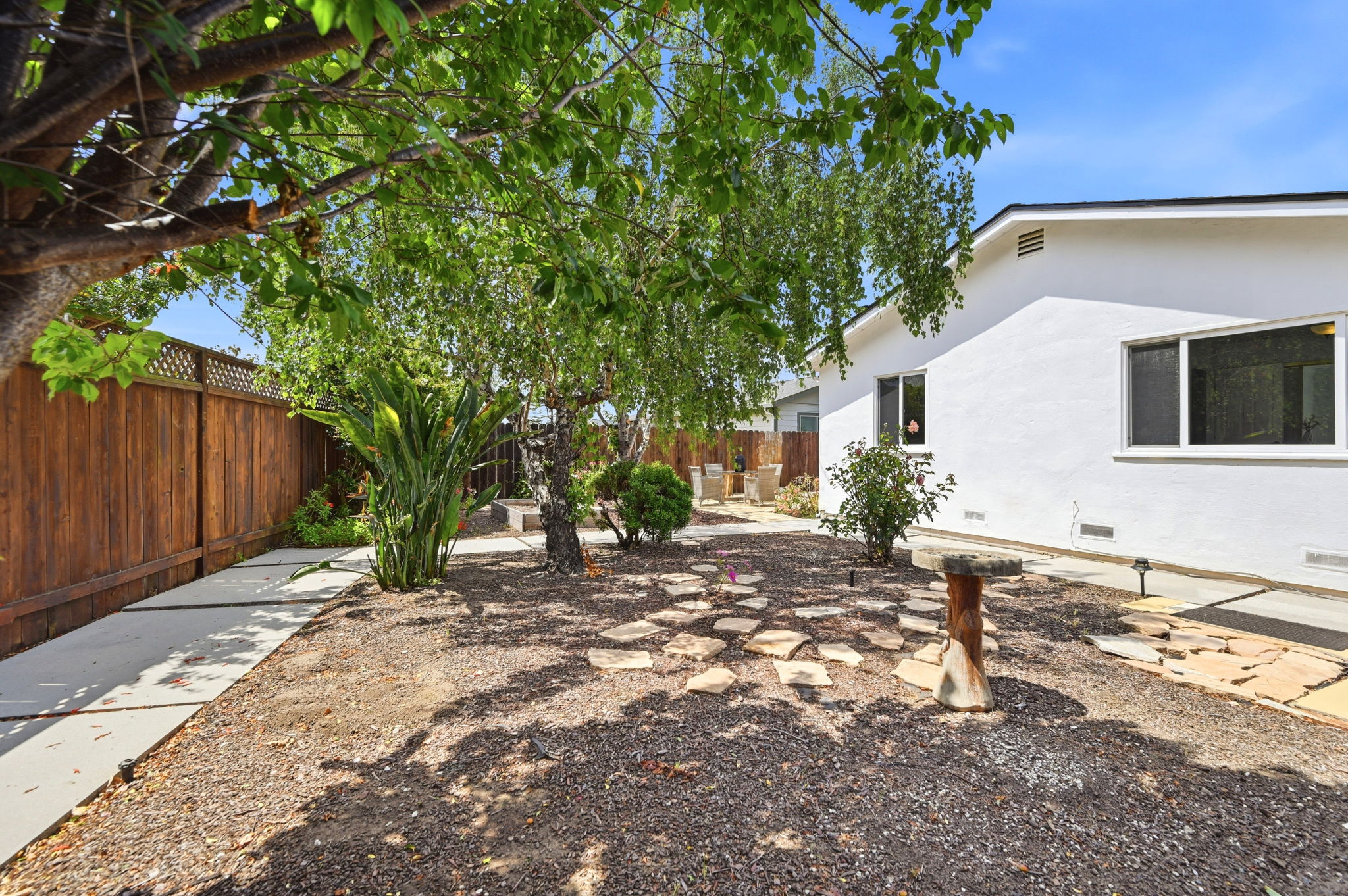 039_F8_1032 Rio Vista Dr