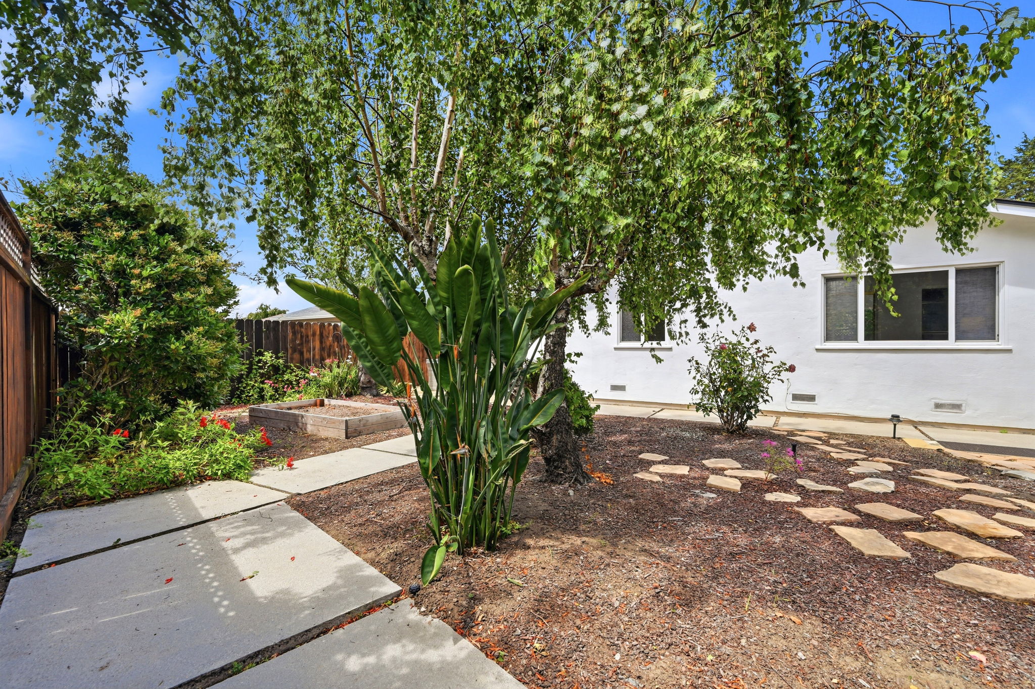 041_F8_1032 Rio Vista Dr