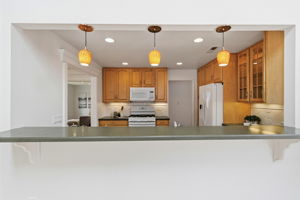 021_F8_1032 Rio Vista Dr