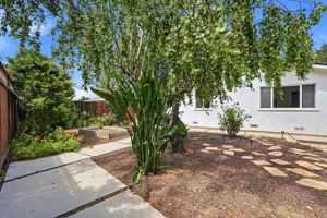 041_F8_1032 Rio Vista Dr