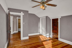  Photo 41