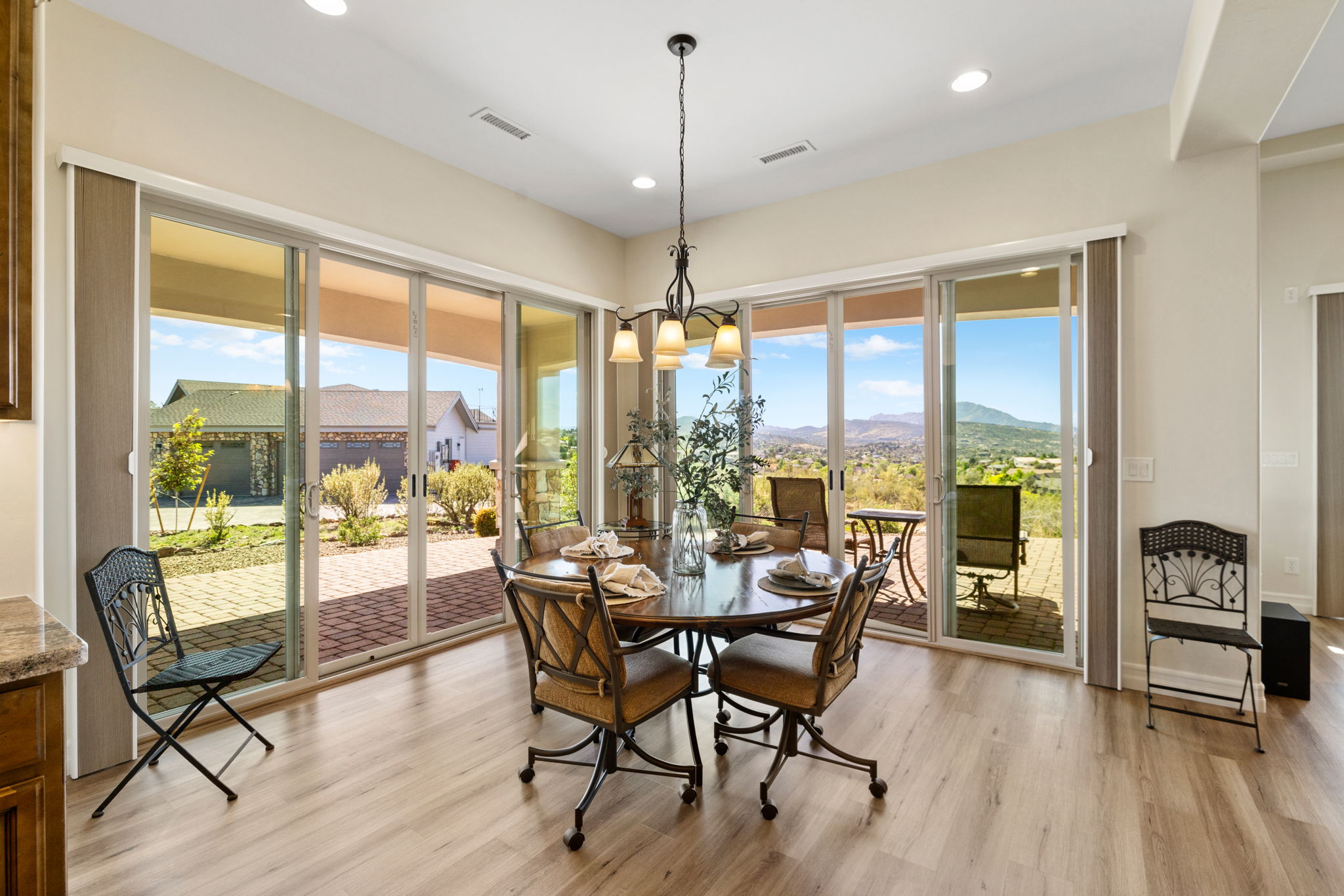 Breakfast Nook