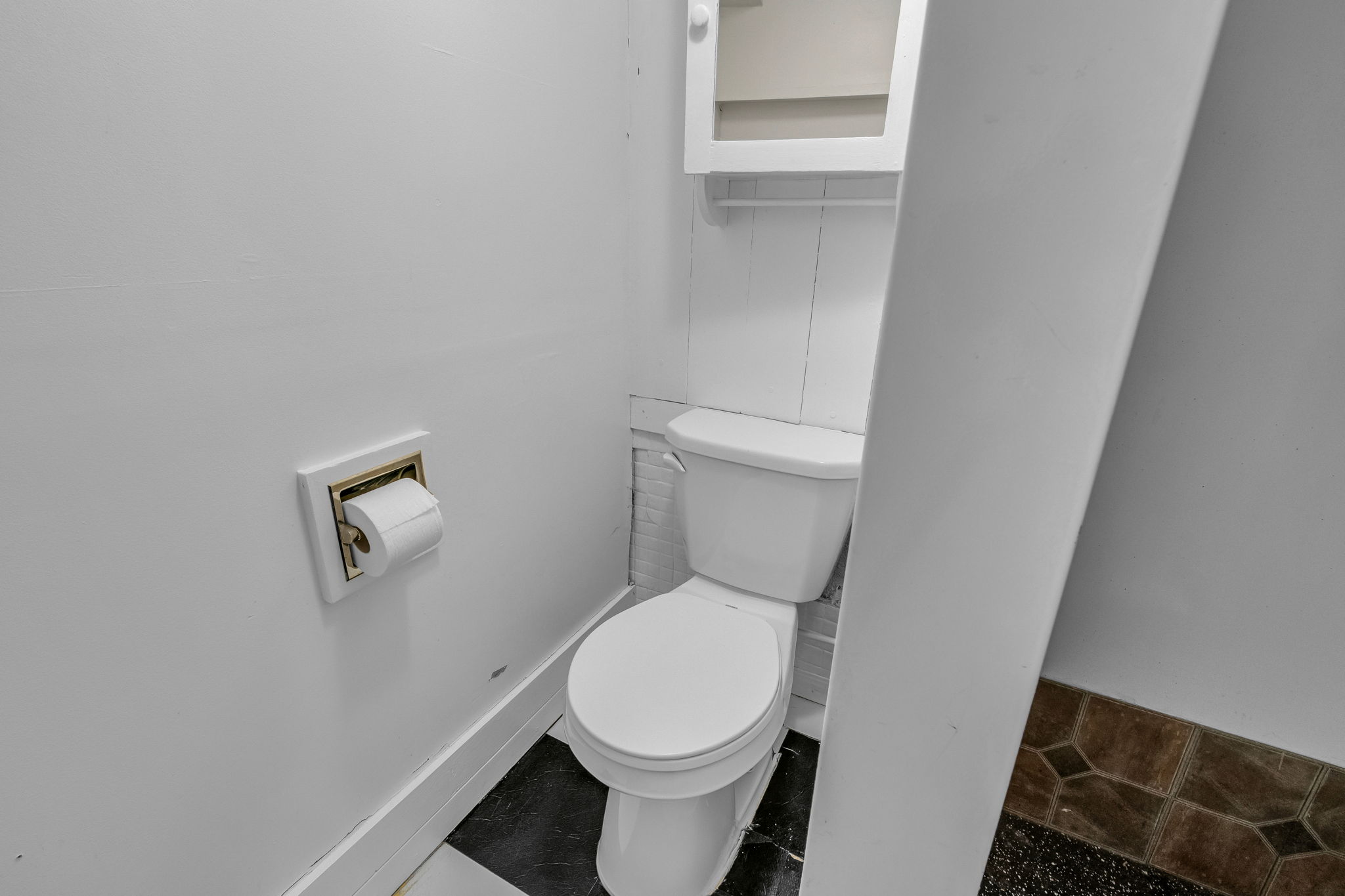  Photo 34