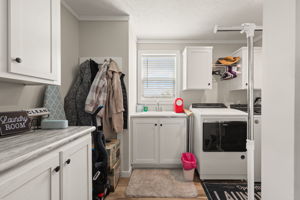  Photo 0