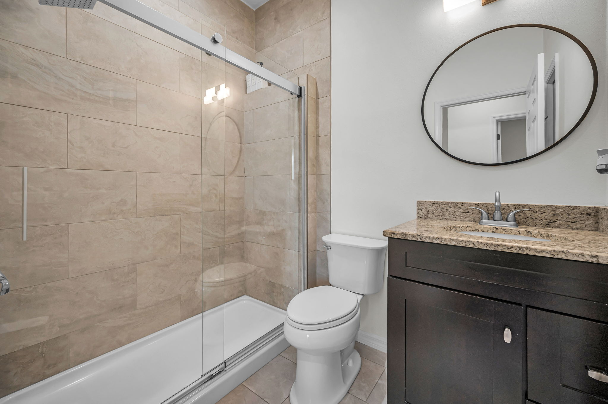 First Floor Bathroom2