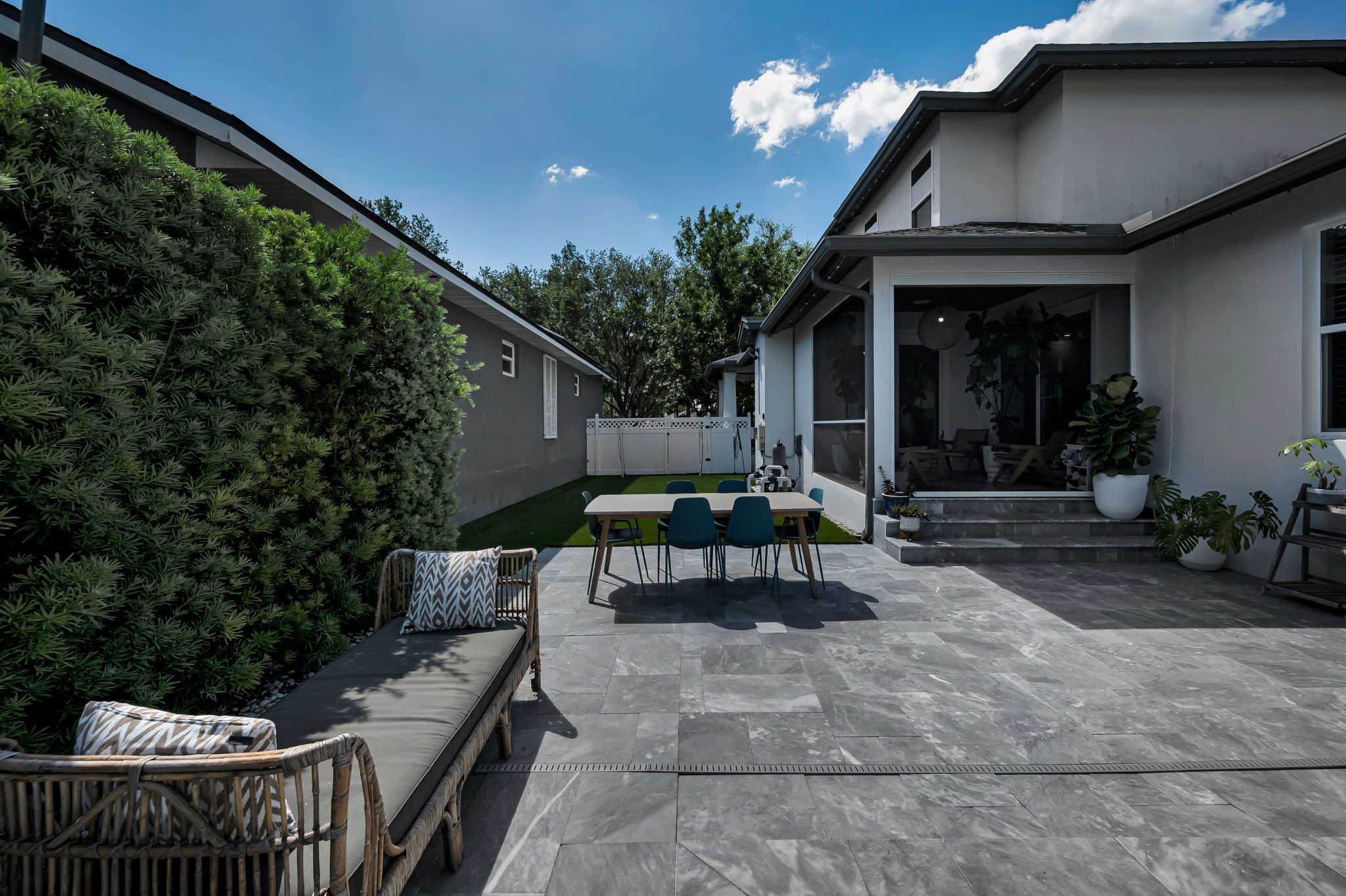 Patio and Pool2