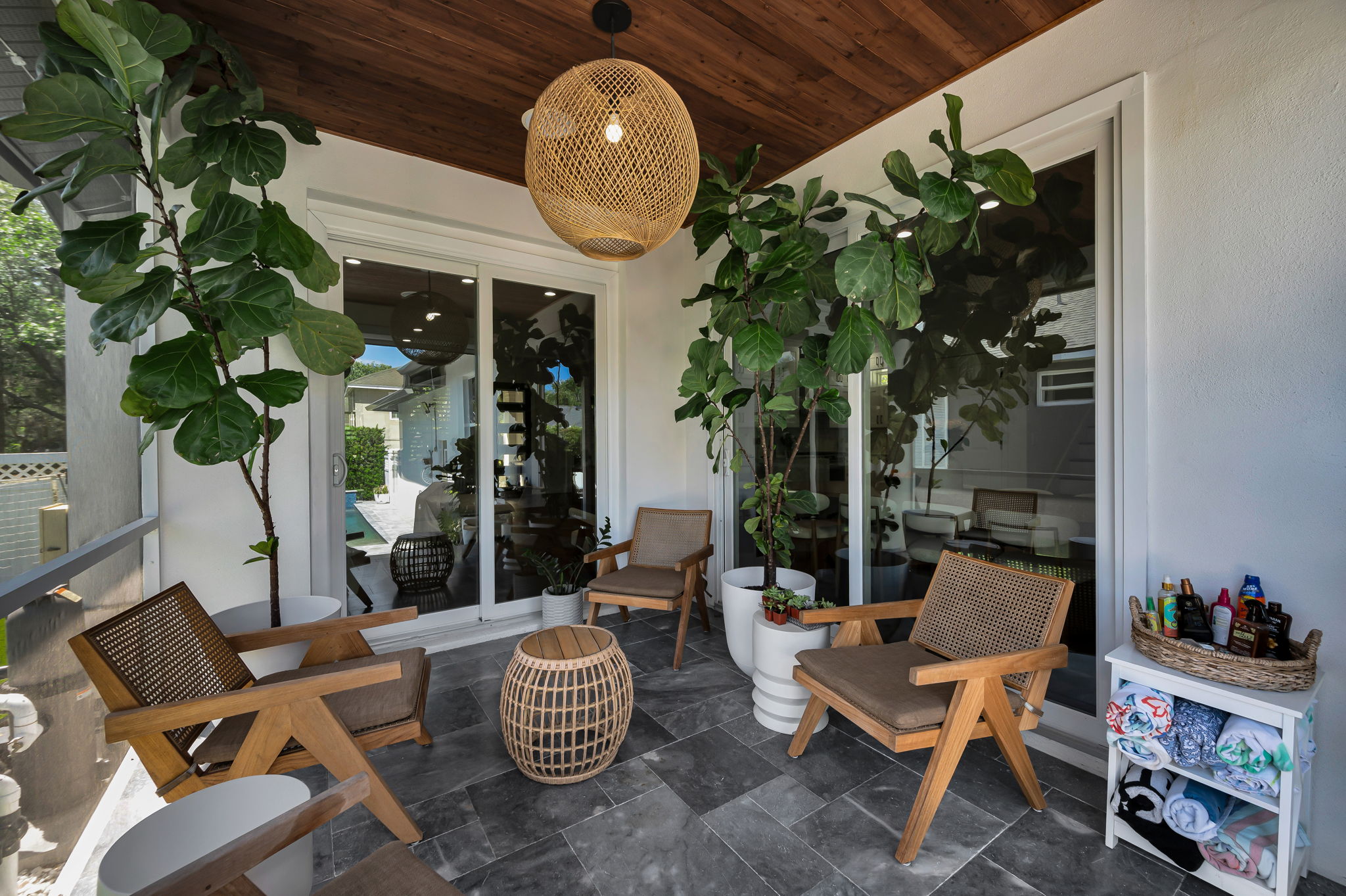 Screened Lanai1