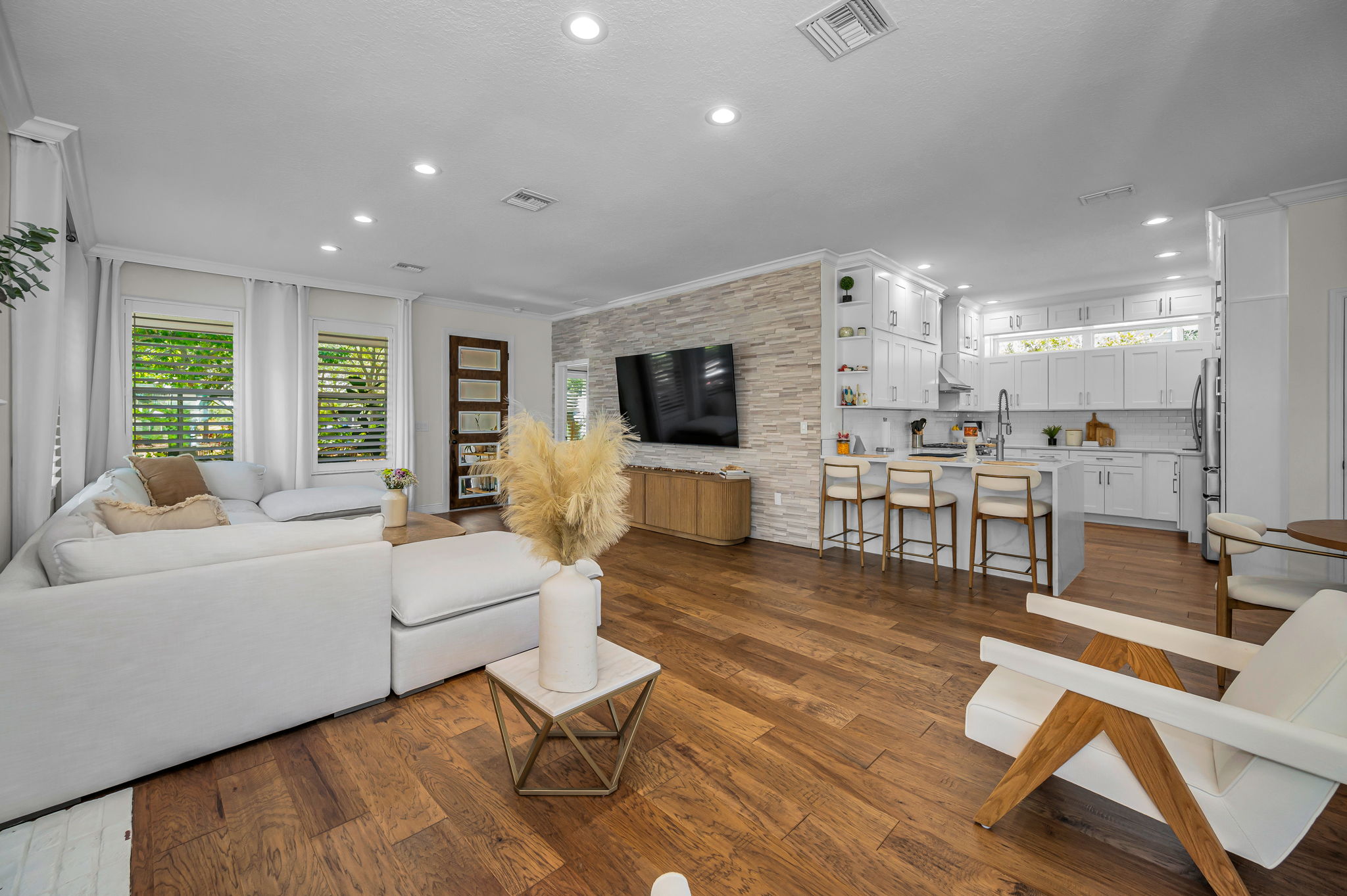 Living Room4