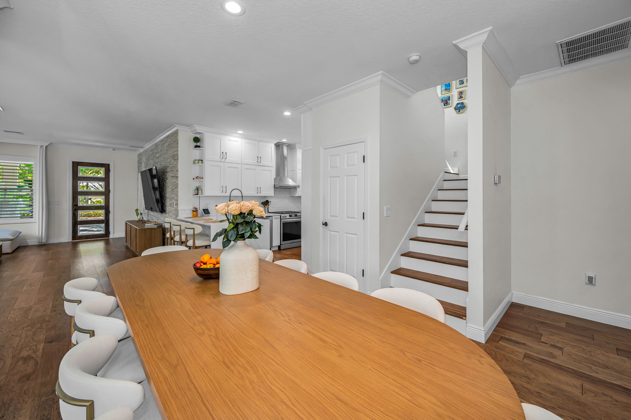 Dining Room3