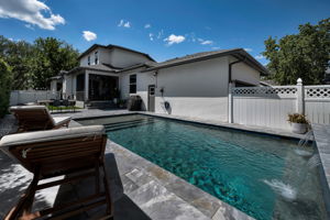 Pool16