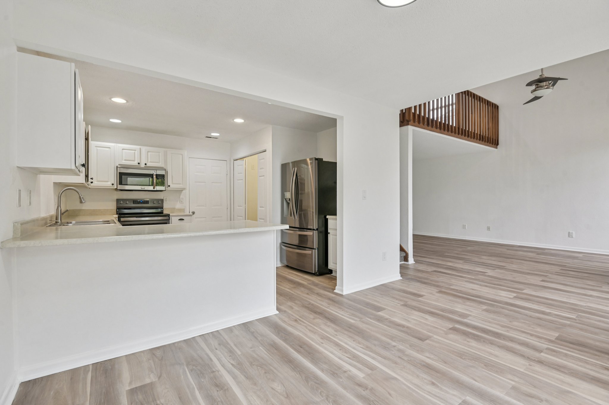 Liverpool Way-S2910-015.jpg