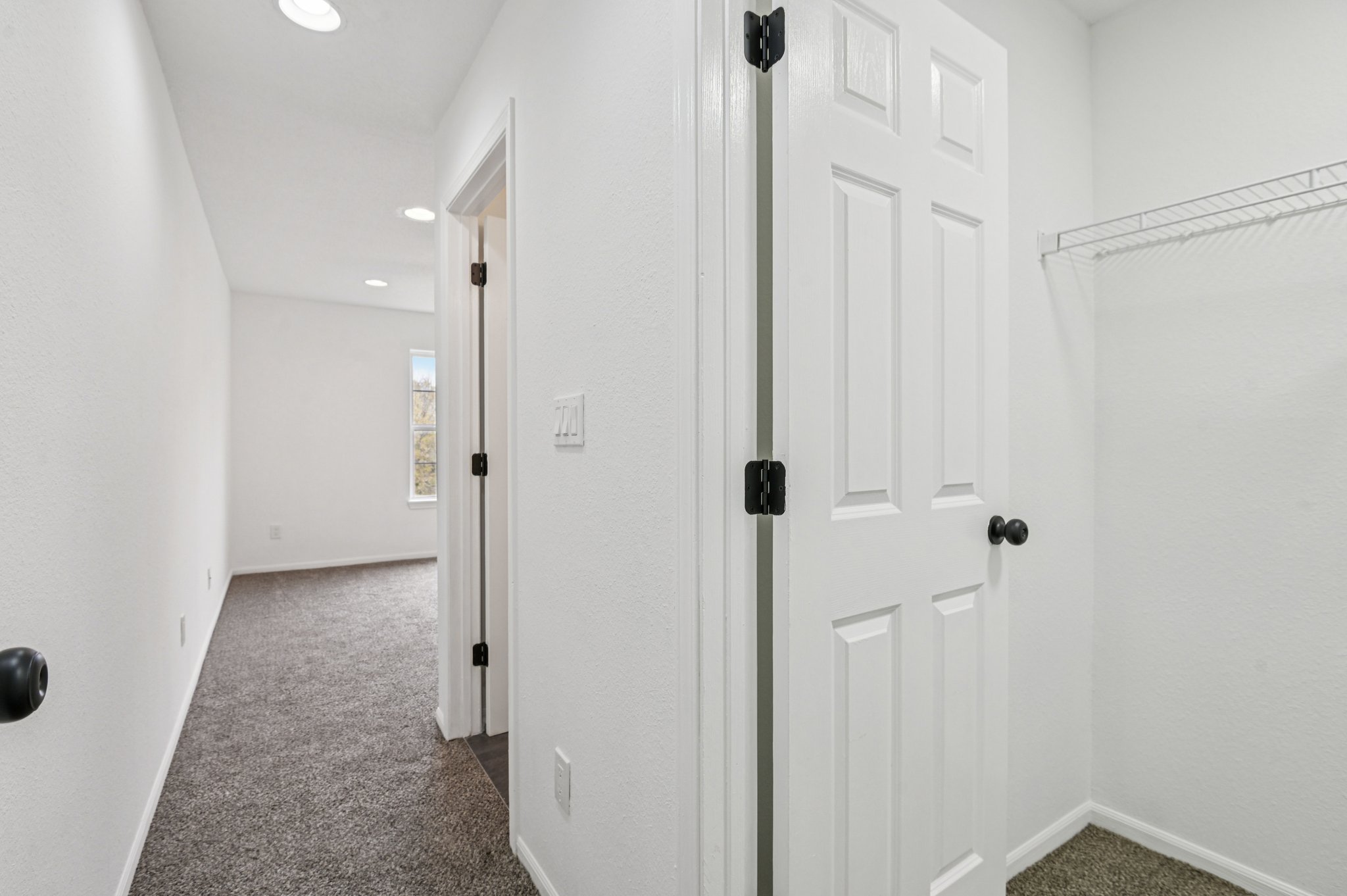 Liverpool Way-S2910-032.jpg