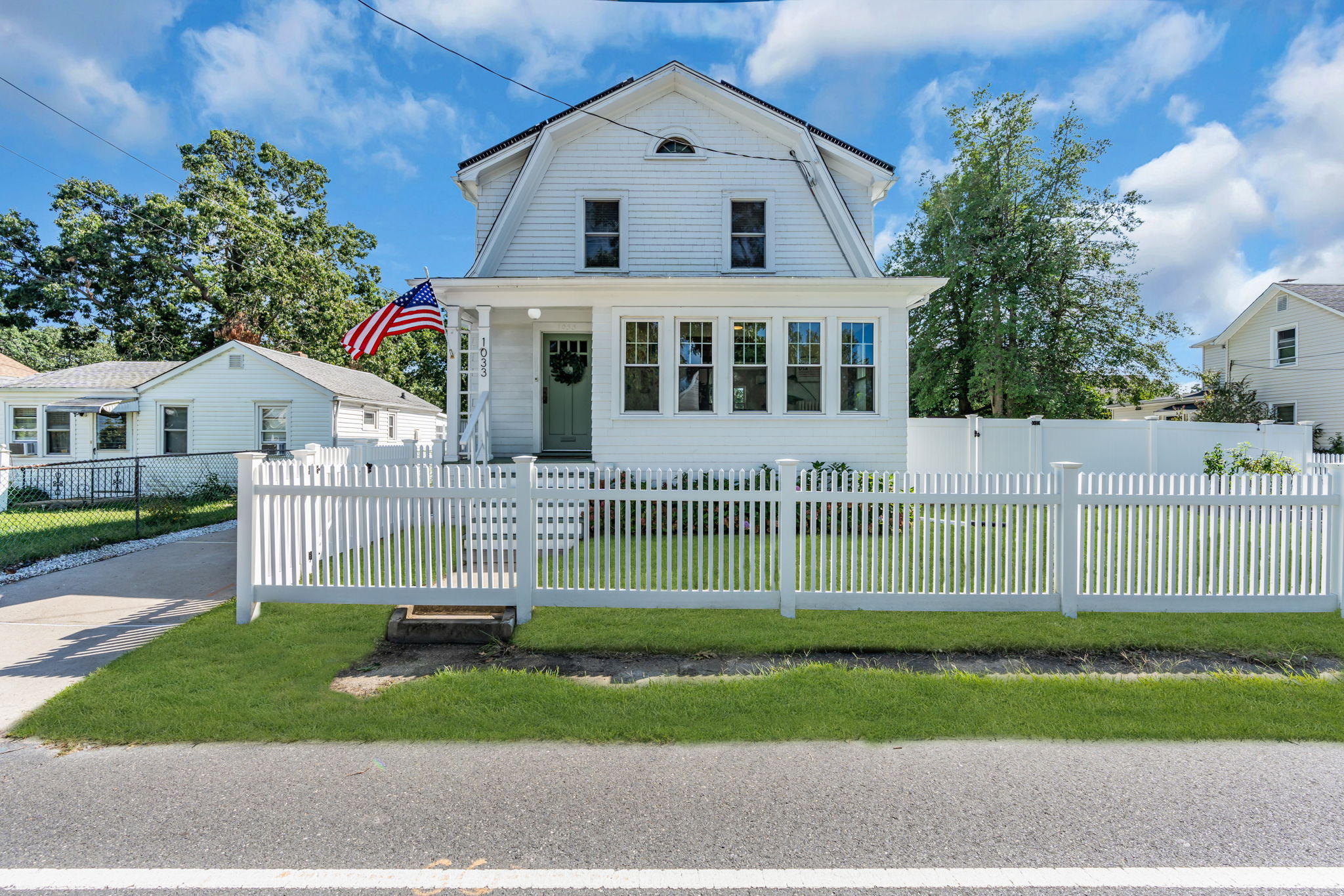  Photo 4