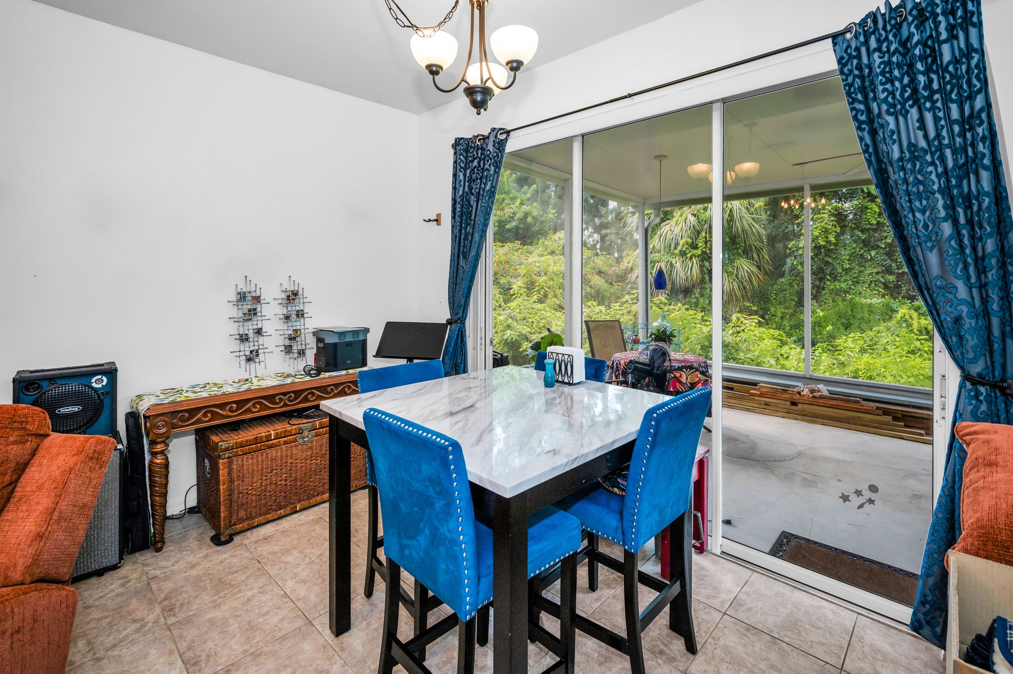 Dining Room1