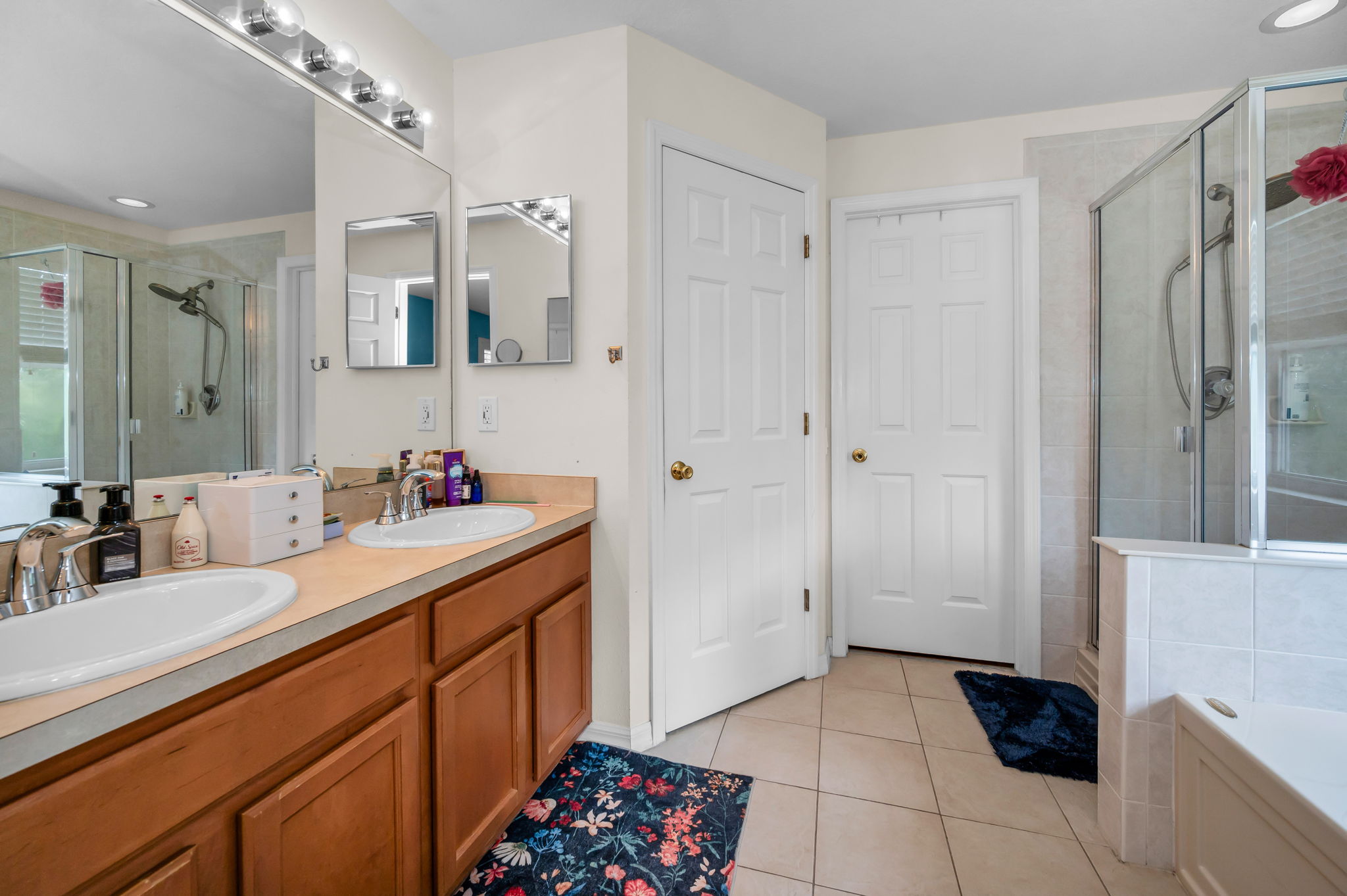 Primary Bathroom1a