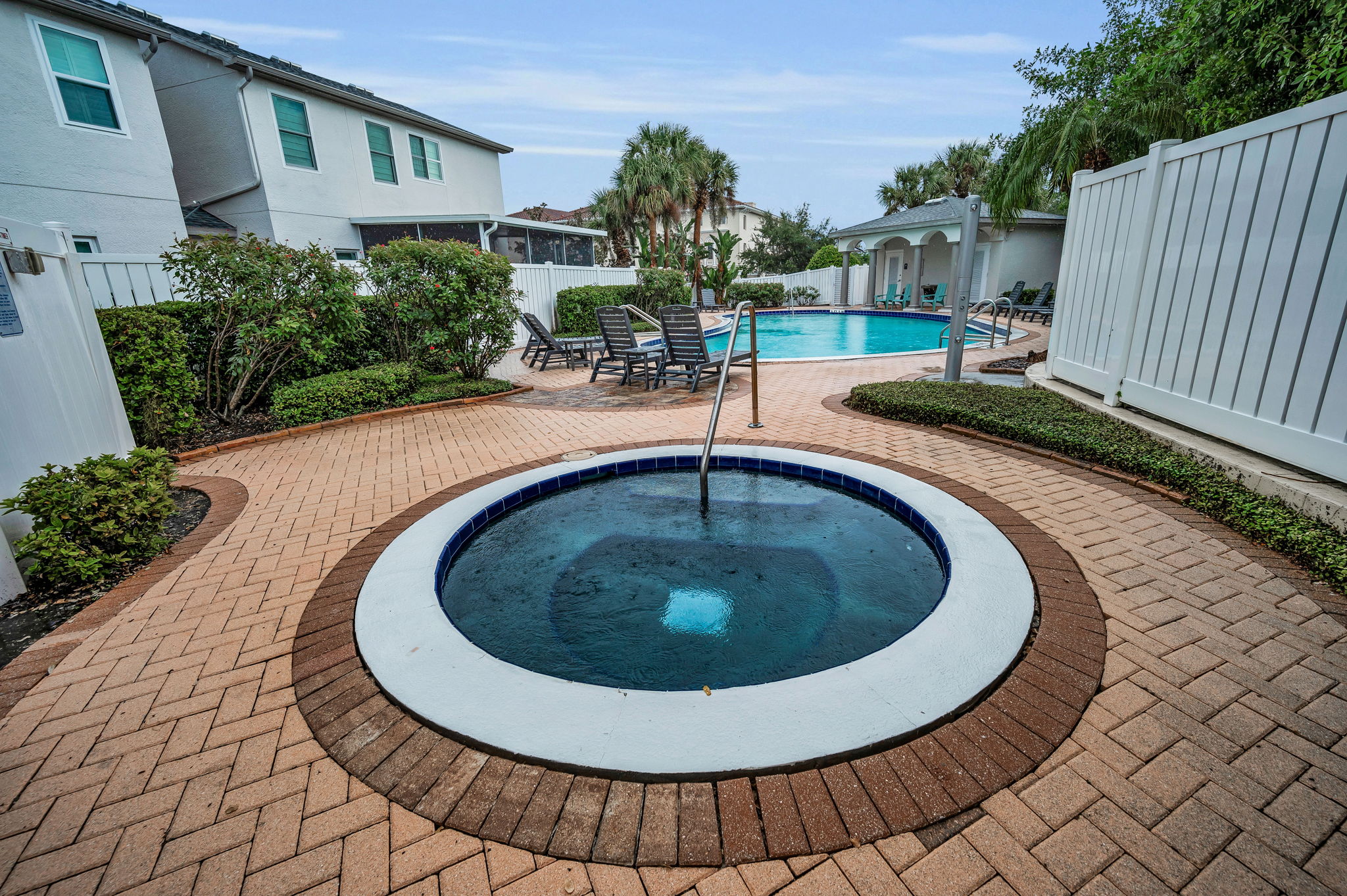 5-Hot Tub