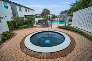 5-Hot Tub