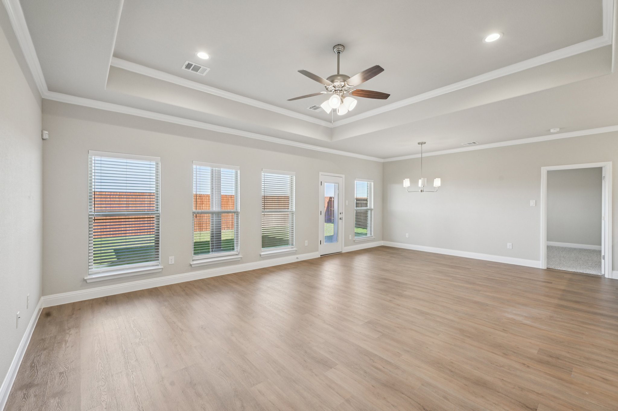 Nighthawk Trl-S1311-005.jpg