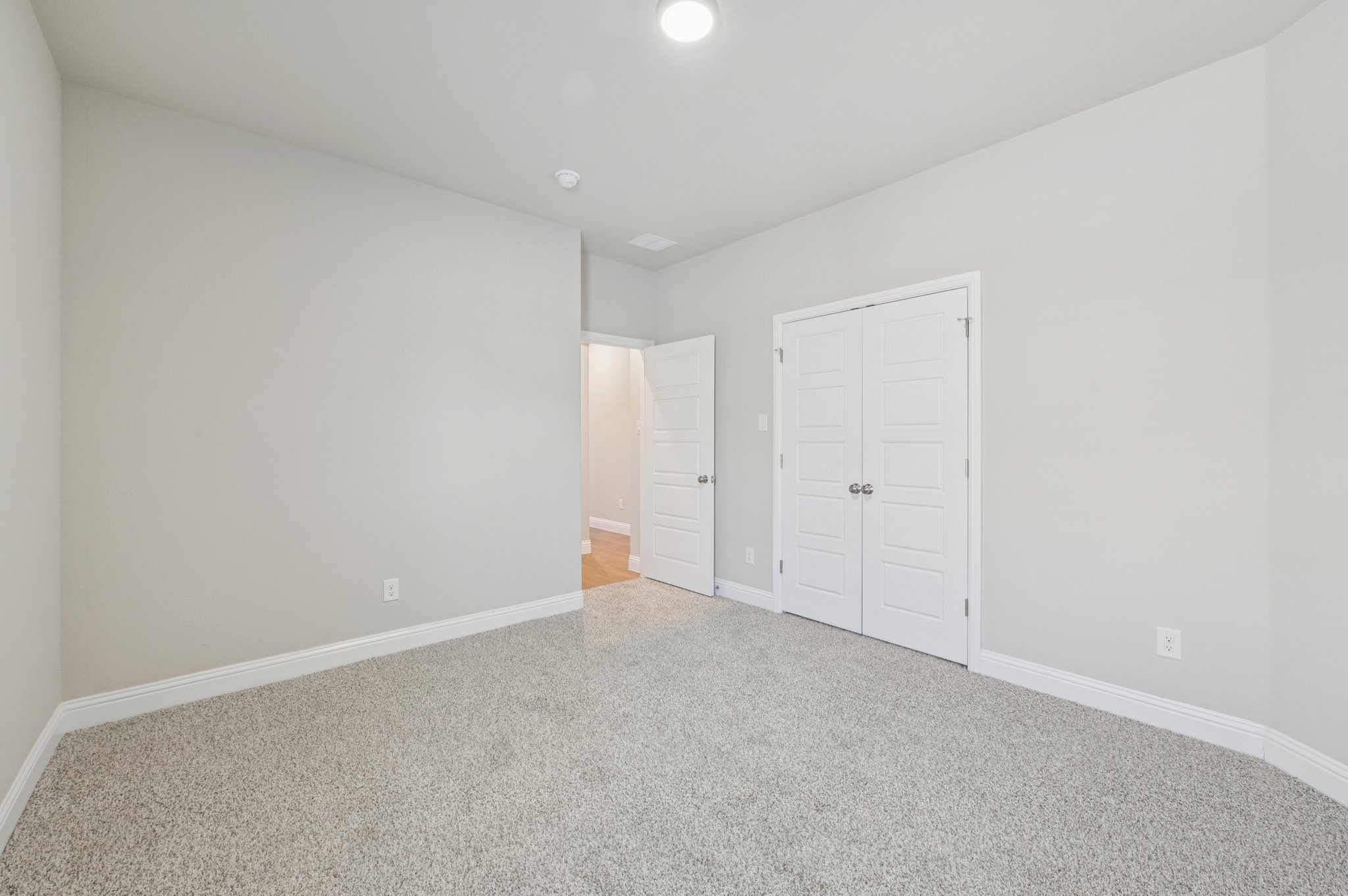 Nighthawk Trl-S1311-019.jpg