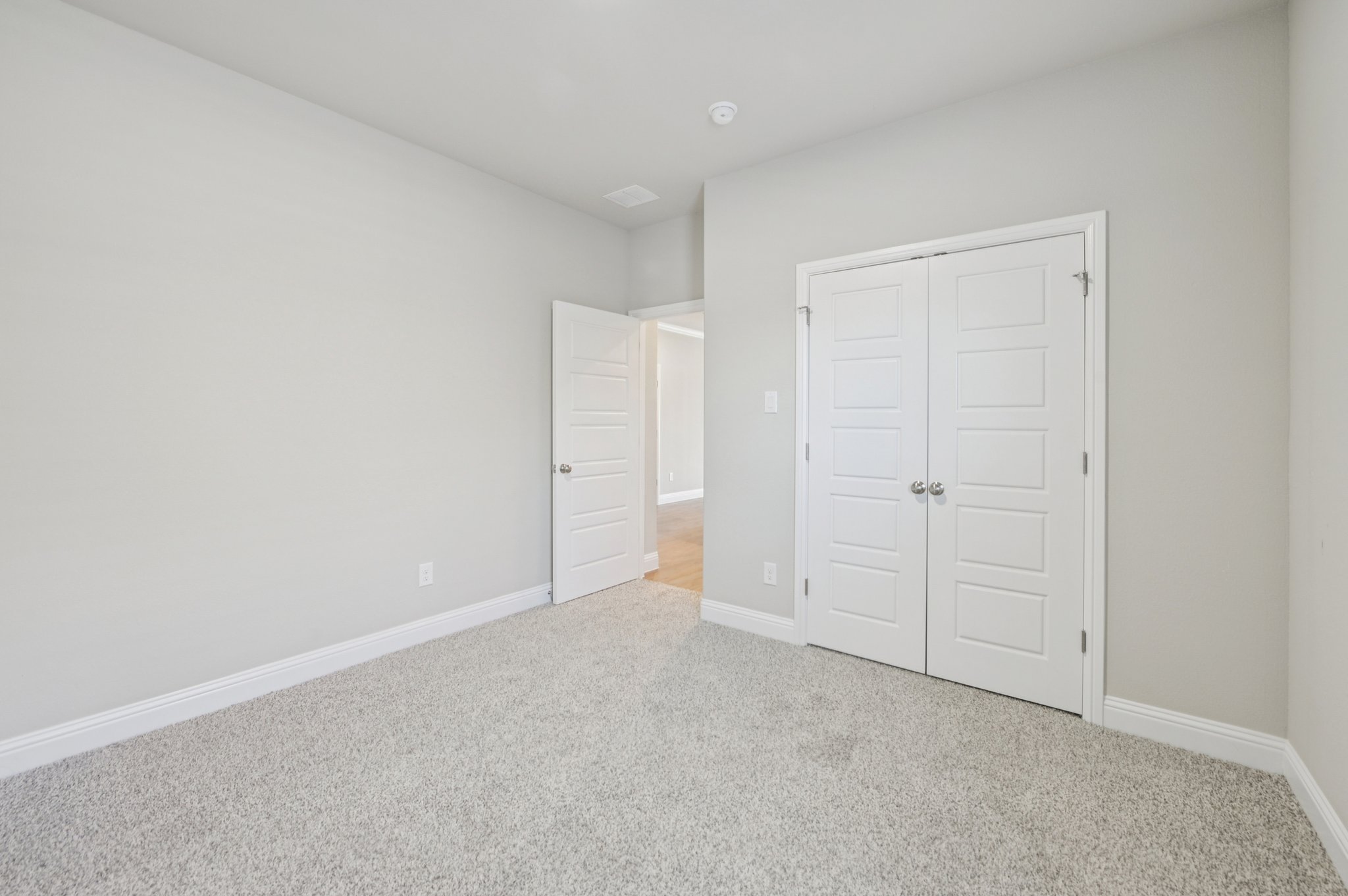 Nighthawk Trl-S1311-022.jpg