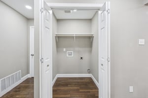 Oak Ridge Dr-S1808-016.jpg