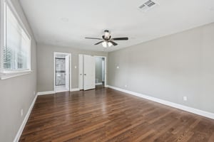 Oak Ridge Dr-S1808-018.jpg