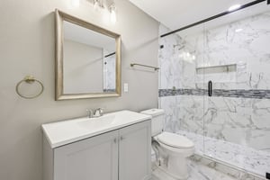 Oak Ridge Dr-S1808-022.jpg