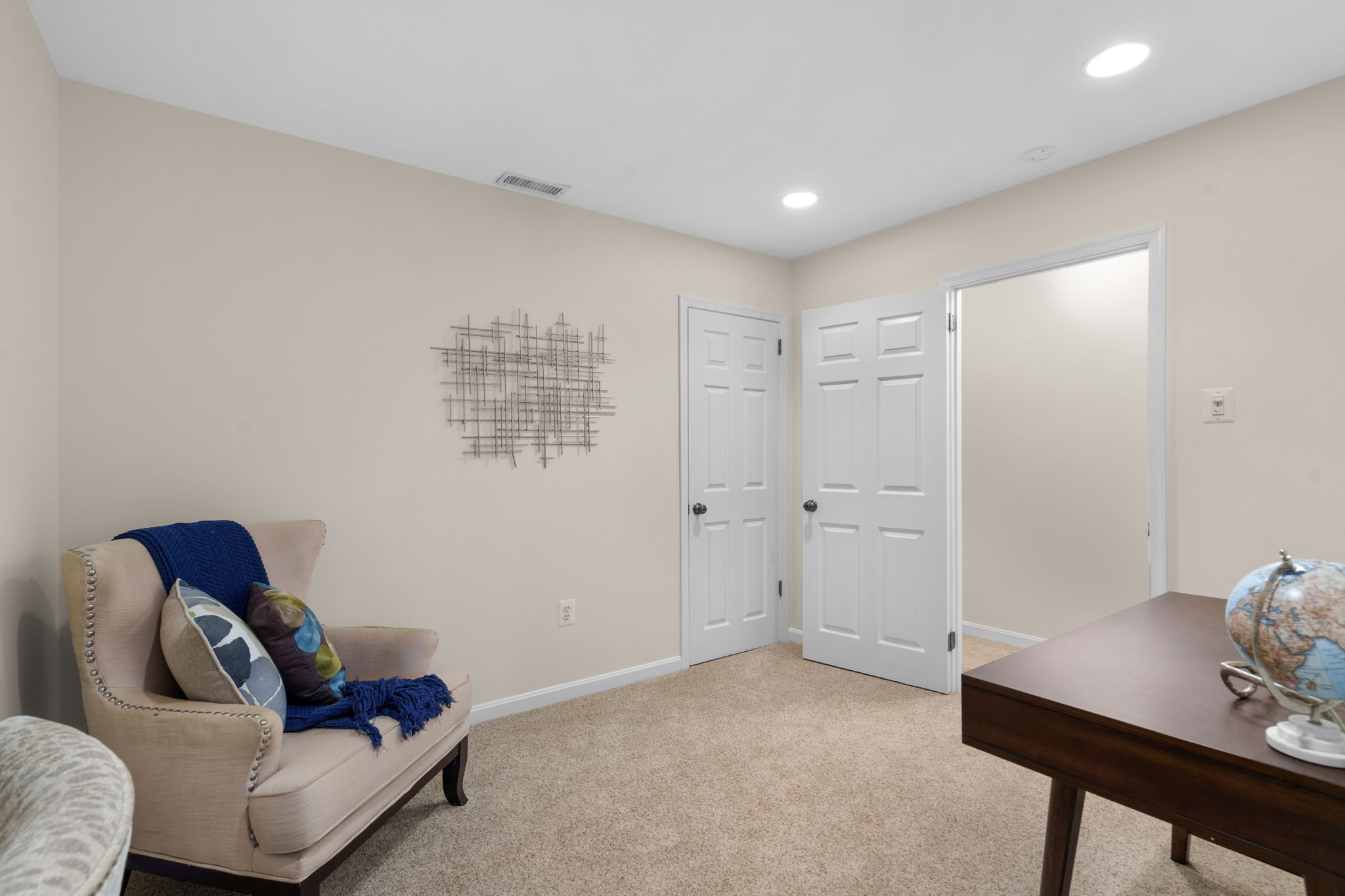 34. 10331 Green Holly Terrace