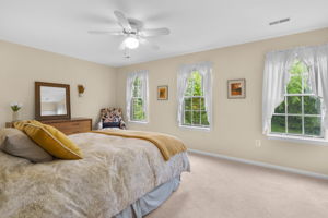 20. 10331 Green Holly Terrace