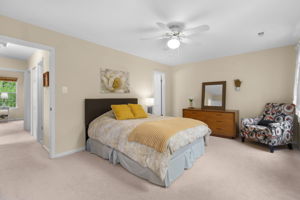 21. 10331 Green Holly Terrace