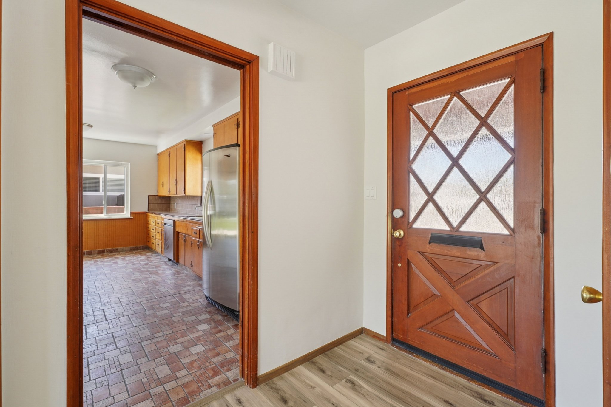 Hasty Ave-S2103-014.jpg