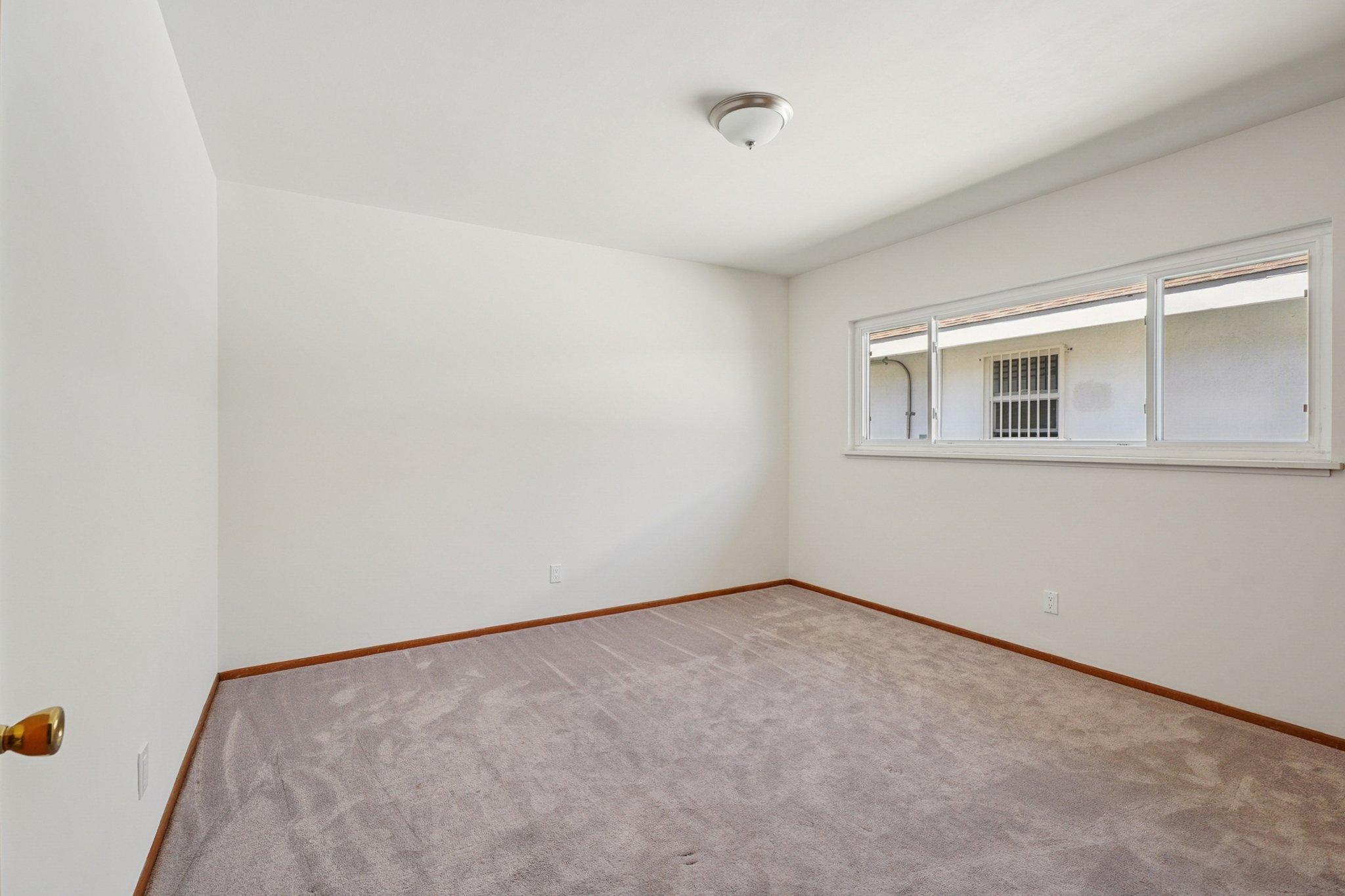 Hasty Ave-S2103-020.jpg