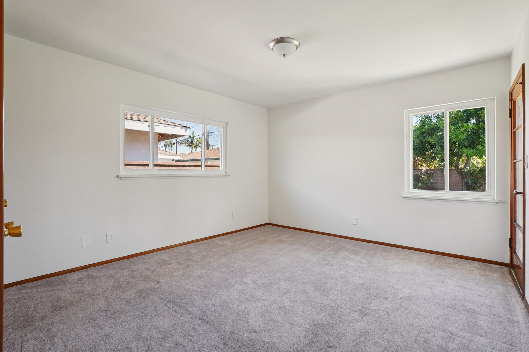 Hasty Ave-S2103-025.jpg