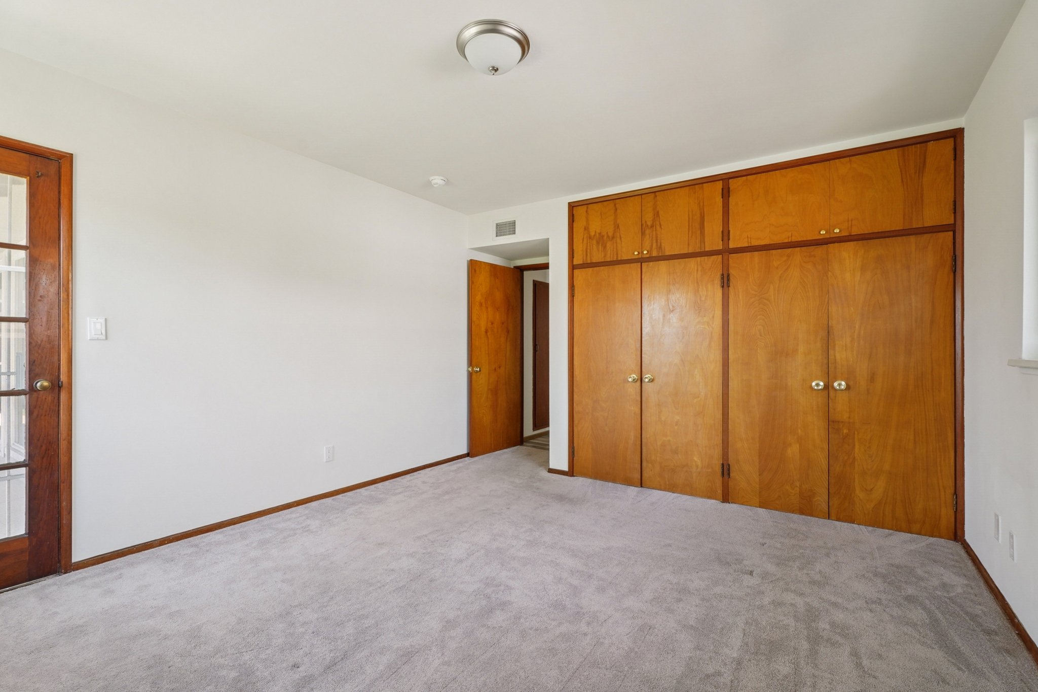 Hasty Ave-S2103-027.jpg