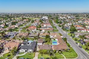 Hasty Ave-S2103-038.jpg